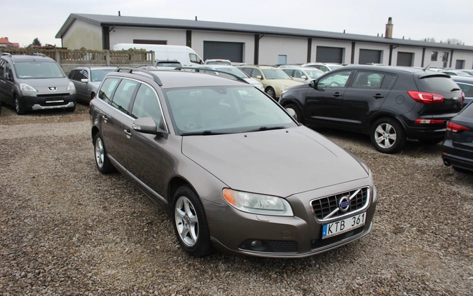 Volvo V70 cena 33900 przebieg: 244321, rok produkcji 2009 z Ślesin małe 497